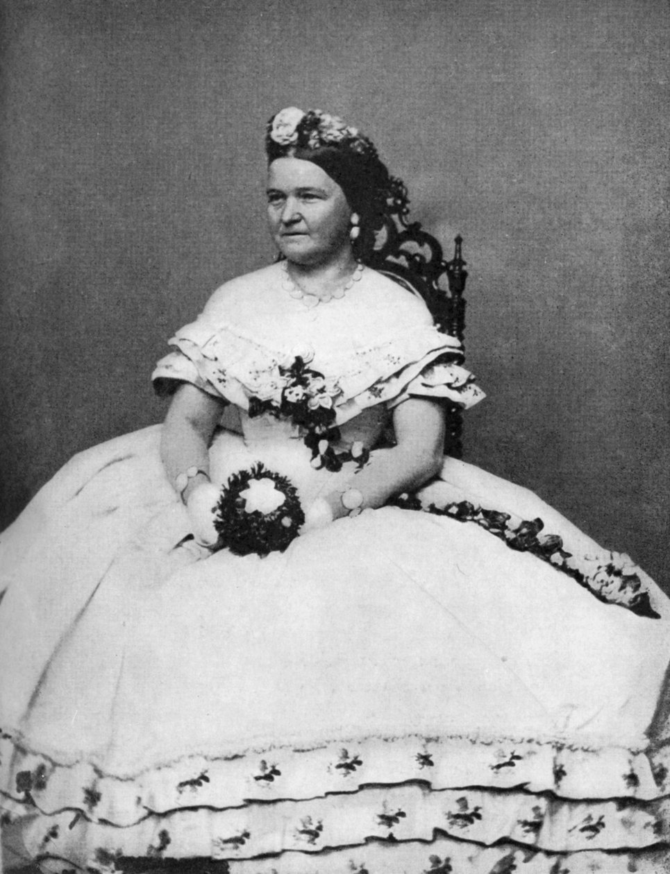 Mary Todd Lincoln, wife of President Abraham Lincoln by Unbekannt