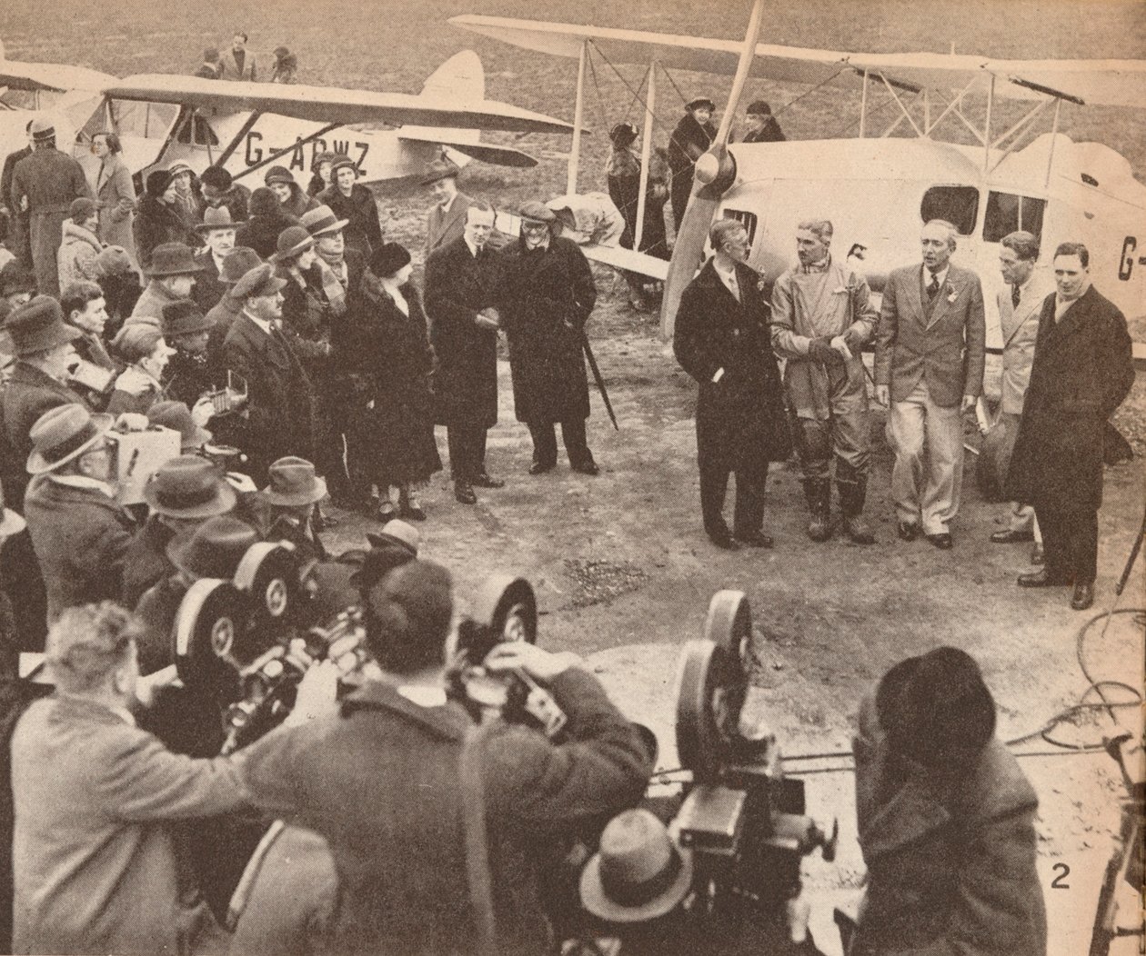 Members of the Expedition at Heston Airport, February 17, 1933, just before leaving for India by Unbekannt