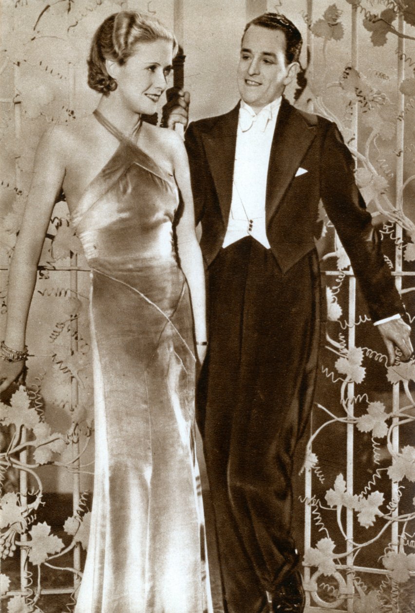Molly Lamont and Gene Gerrard, Actors by Unbekannt