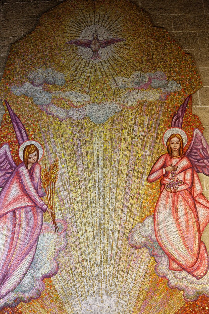 Mosaic in Sacro Cuore di Gesu church: angels and holy ghost, Gallipoli, Italy by Unbekannt
