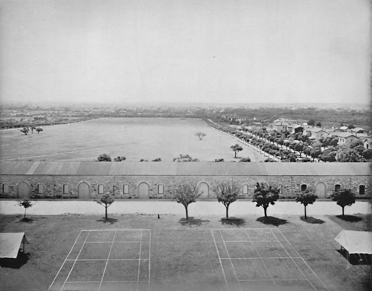 Parade Grounds, San Antonio, Texas, c1897 by Unbekannt