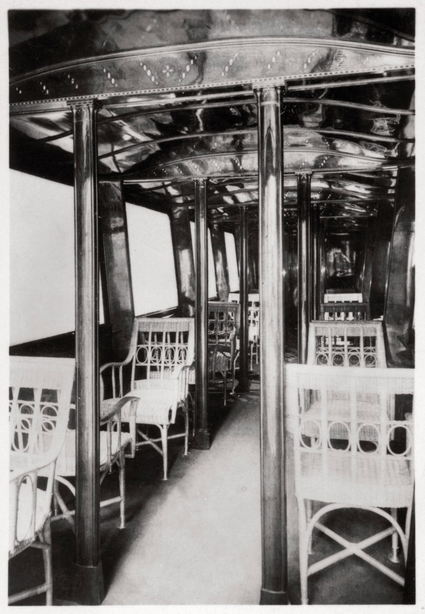 Passenger cabin of Zeppelin LZ7 Deutschland I by Unbekannt