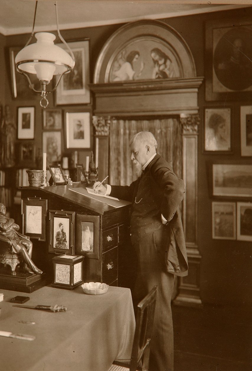 Pavel Shukovsky, Russian artist, at work, early 20th century by Unbekannt