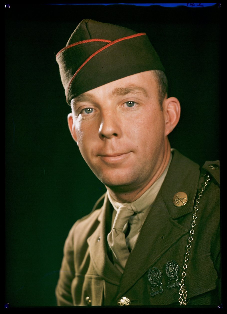 Portrait of Sergeant Everitt of the United States Army, c 1944 by Unbekannt
