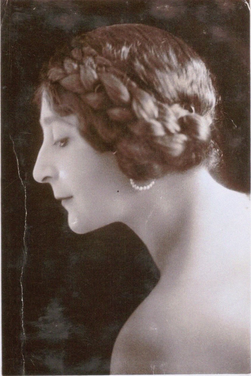 Portrait of Princess Olga Alexandrovna Yurievskaya, 1910s by Unbekannt