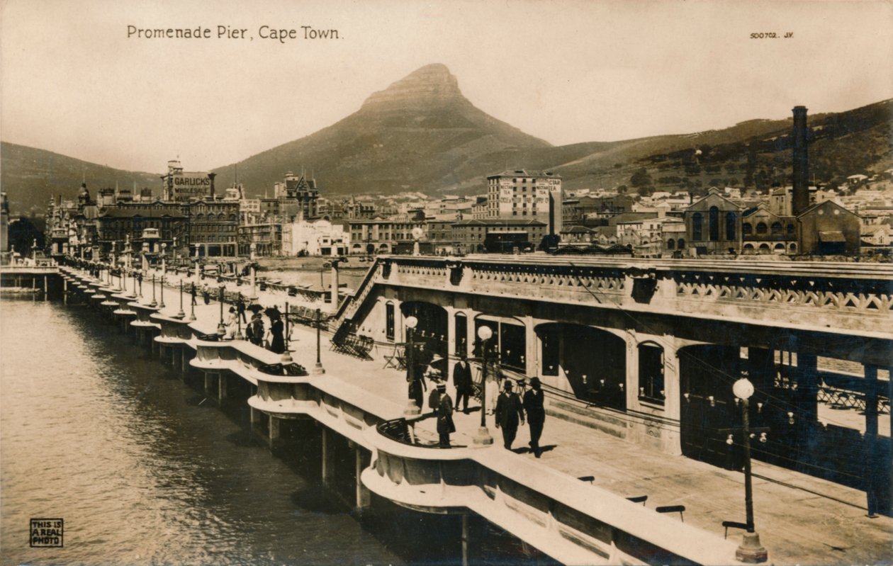 Promenade Pier, Cape Town by Unbekannt
