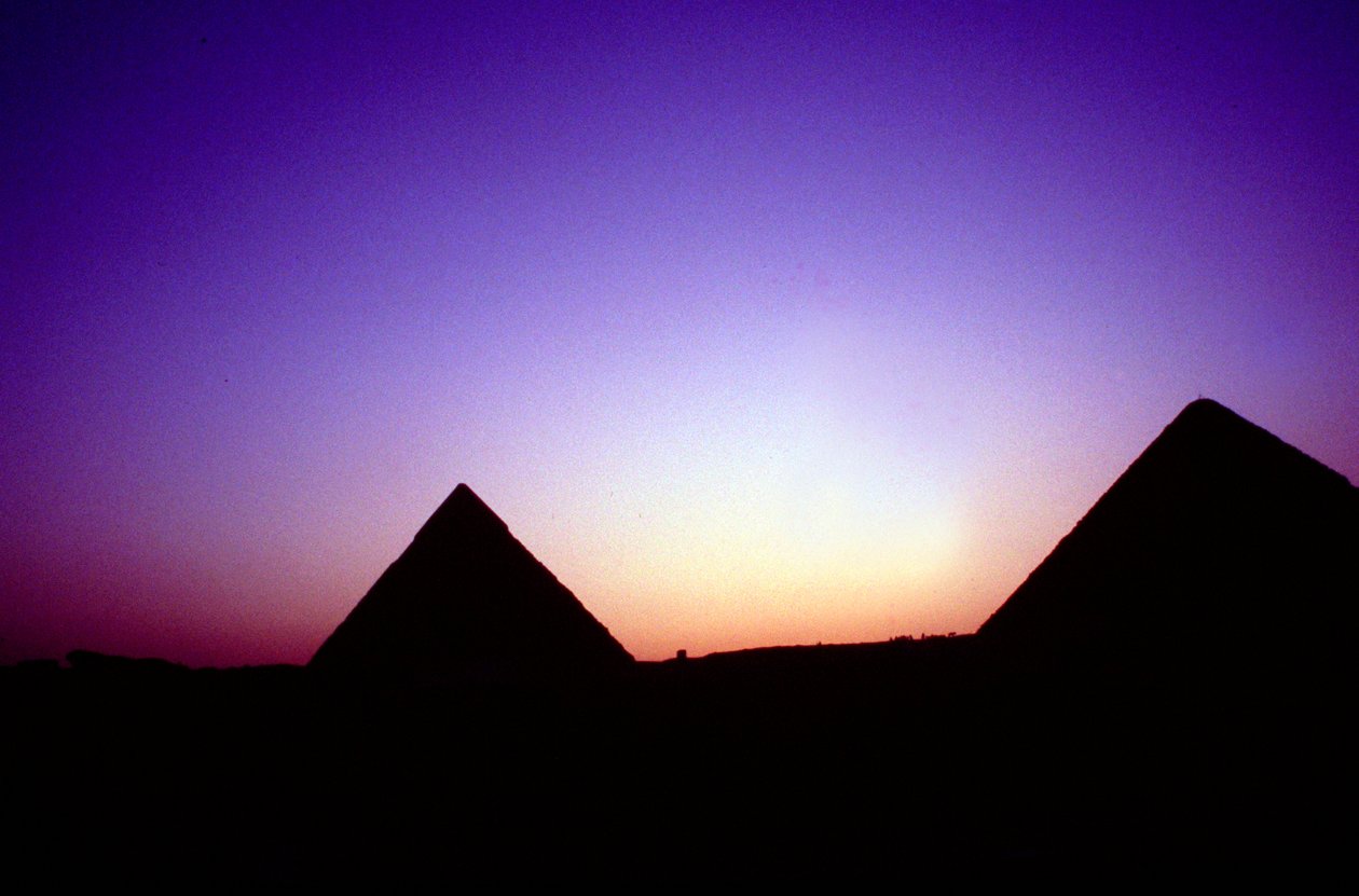 Pyramids of Giza, Egypt, at Sunset, c26th Century BC by Unbekannt