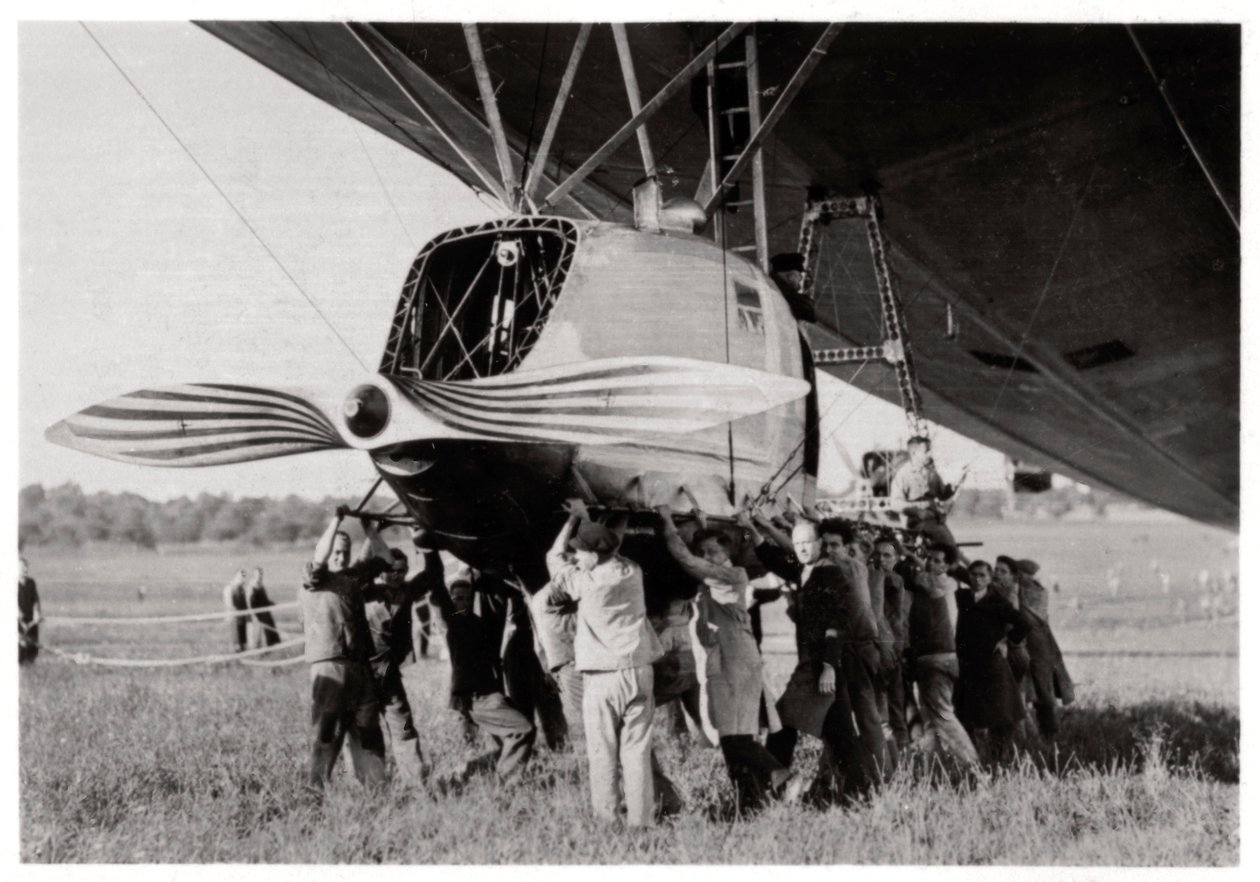 Rear Gondola, Zeppelin LZ 127 Graf Zeppelin, 1933 by Unbekannt