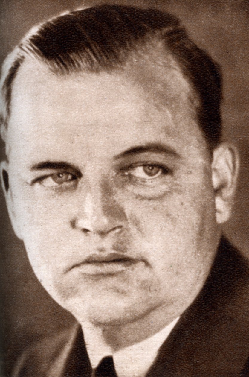 Roy Del Ruth, American Hollywood film director, 1933 by Unbekannt