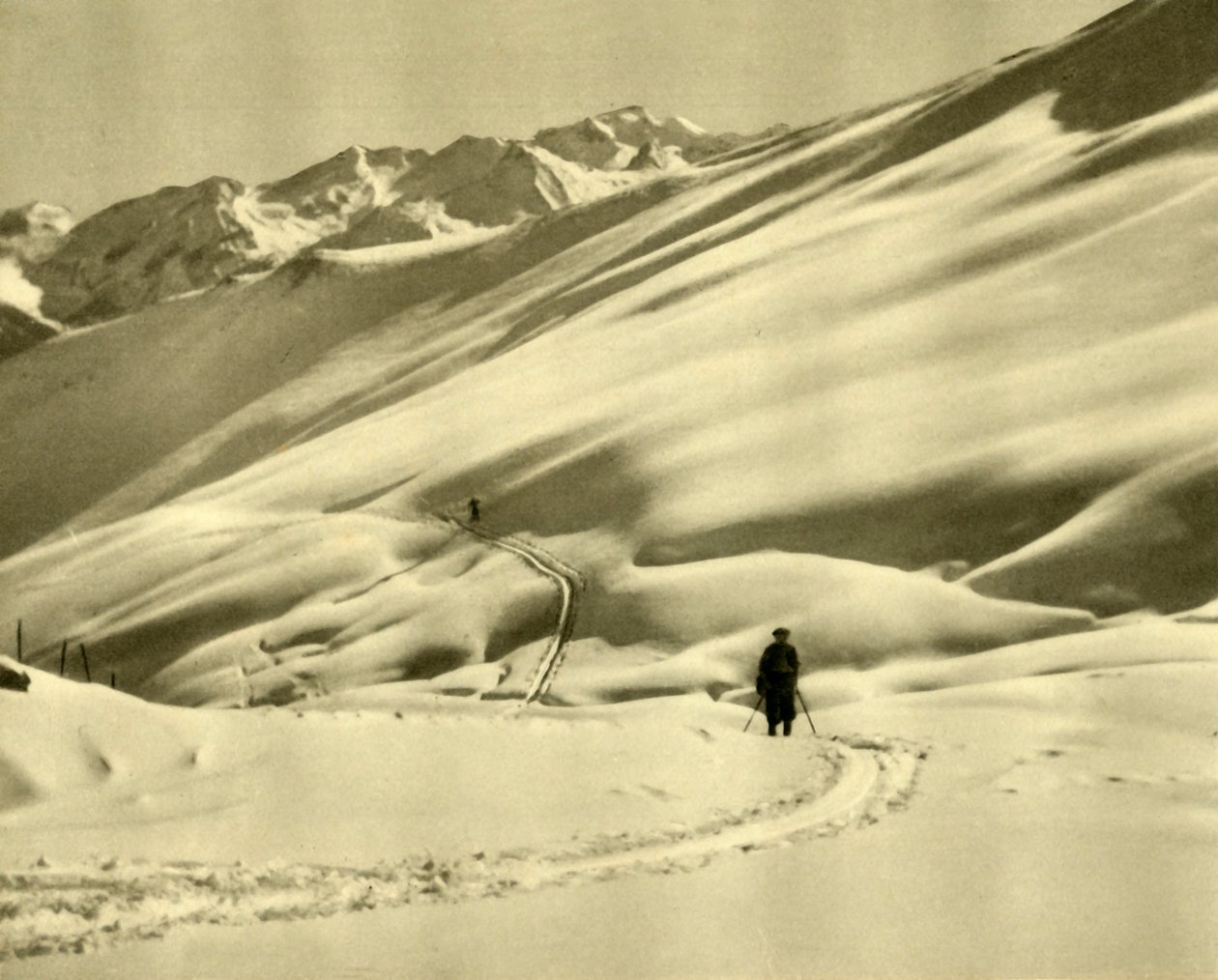 Skiing at Upper Schlossalm, near Bad Hofgastein, Austria by Unbekannt