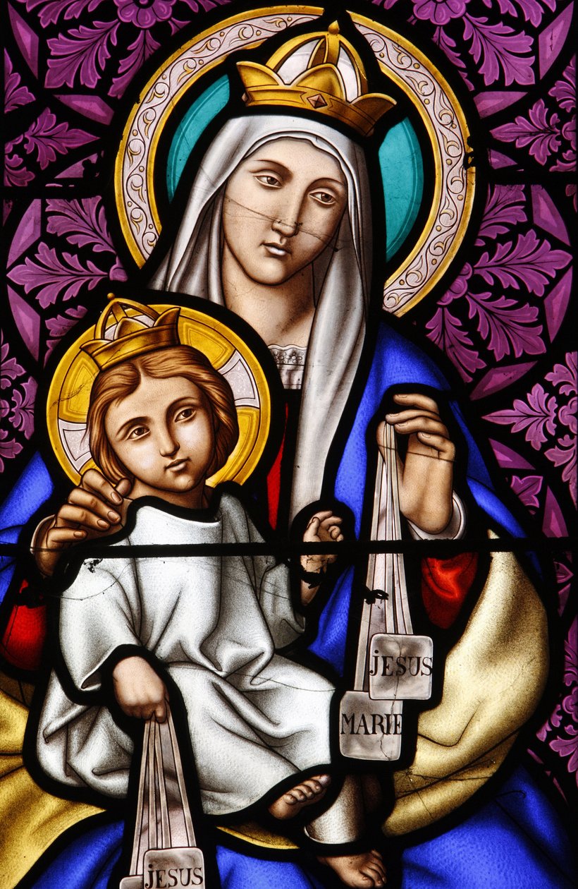 Stained glass in Pont L