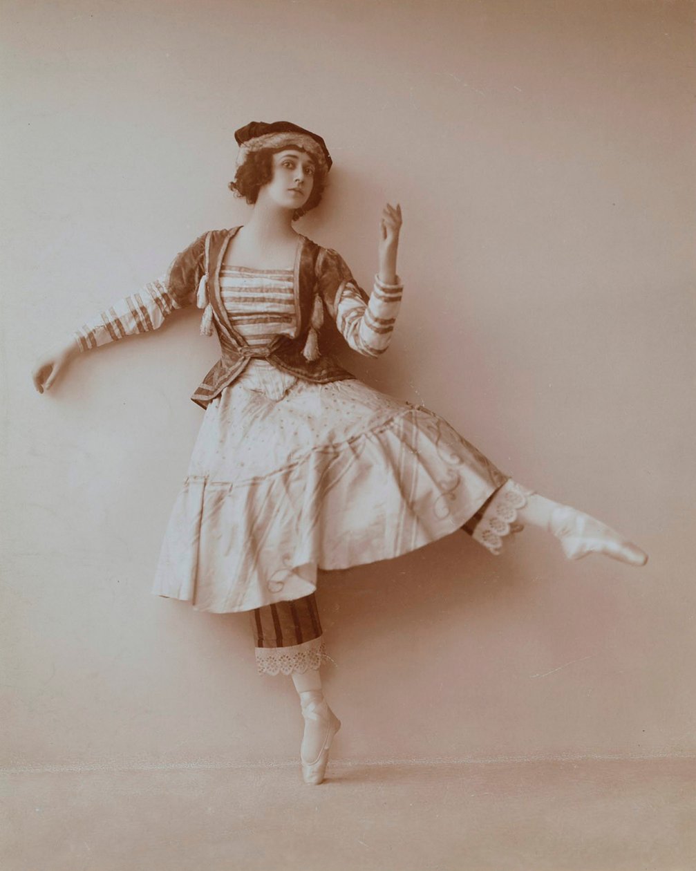 Tamara Karsavina, Russian ballerina, 1911 by Unbekannt