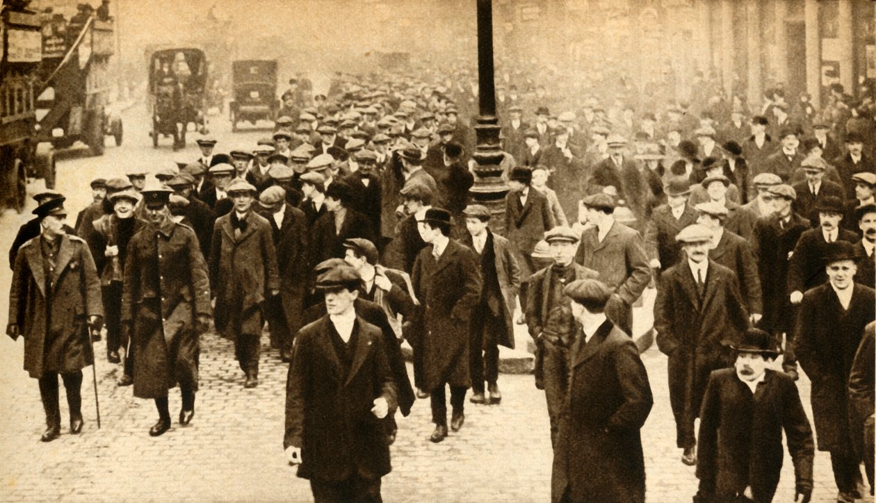 The Footballers Battalion, London, First World War by Unbekannt
