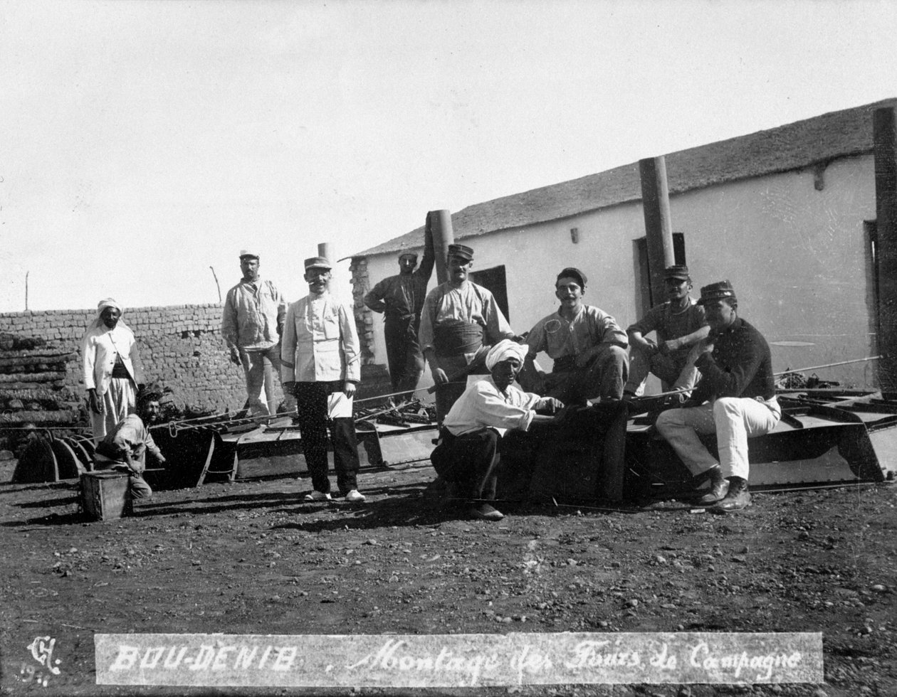 The French Foreign Legion on Manoeuvres, Boudenib, Morocco, 1911 by Unbekannt
