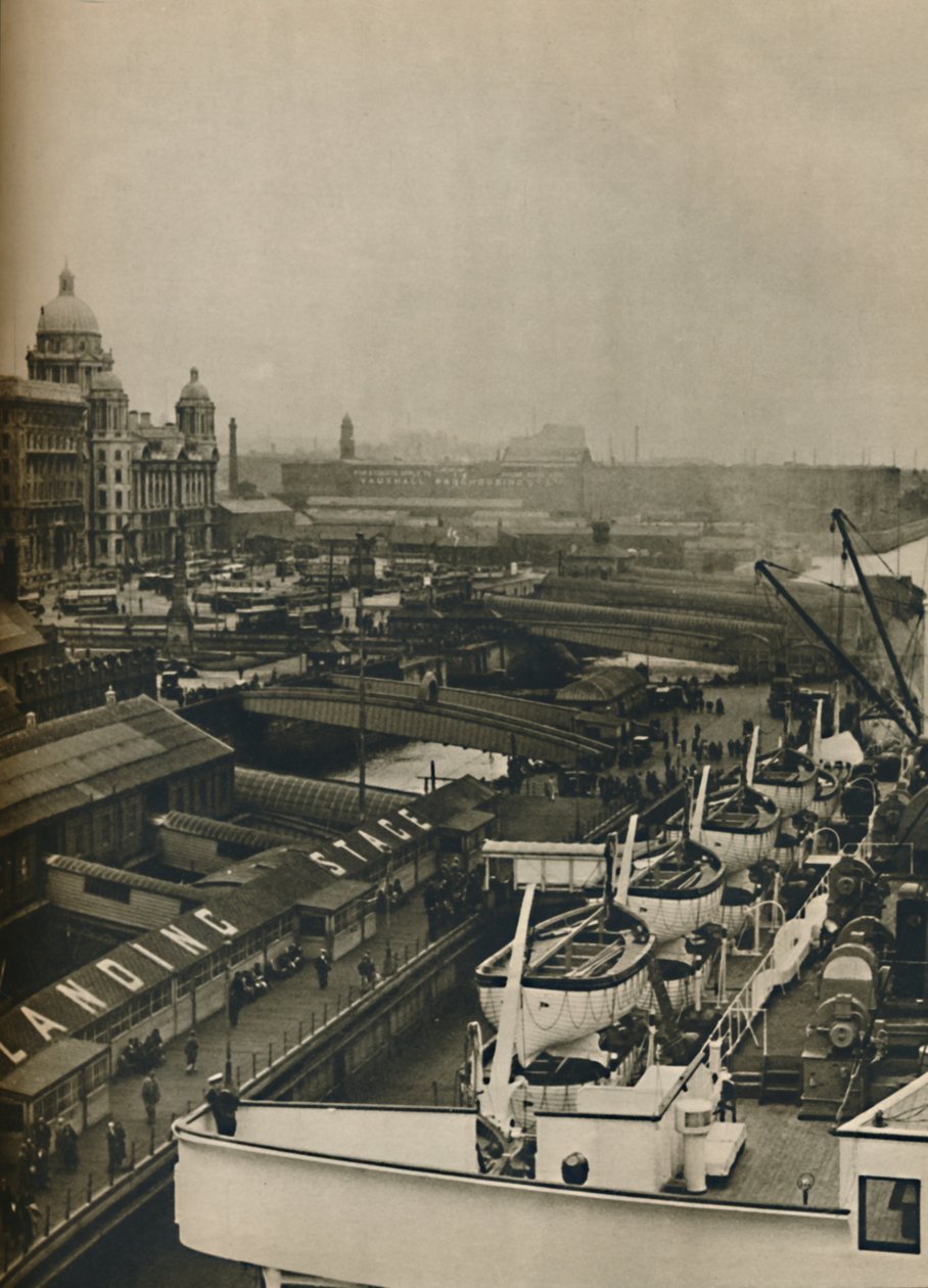The Landing Stage at Liverpool by Unbekannt
