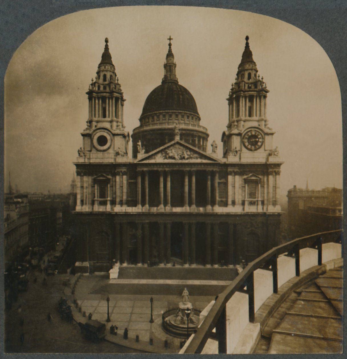 The Pride of London, St. Paul