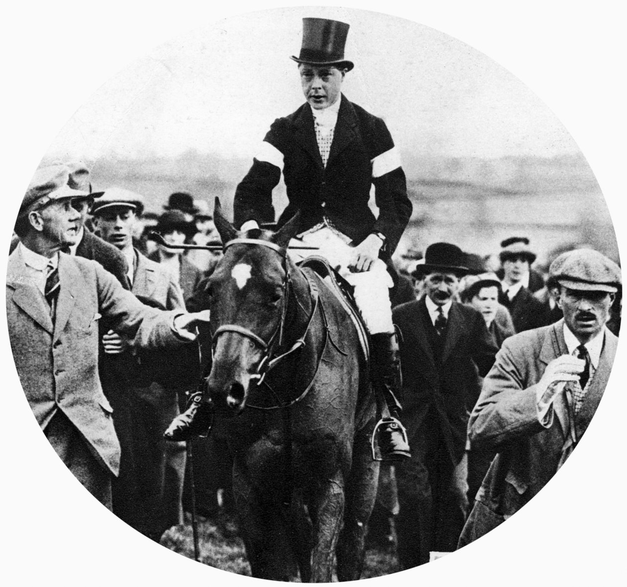 The Prince of Wales at the Grafton Hunt Races on Pet Dog, c1930s by Unbekannt