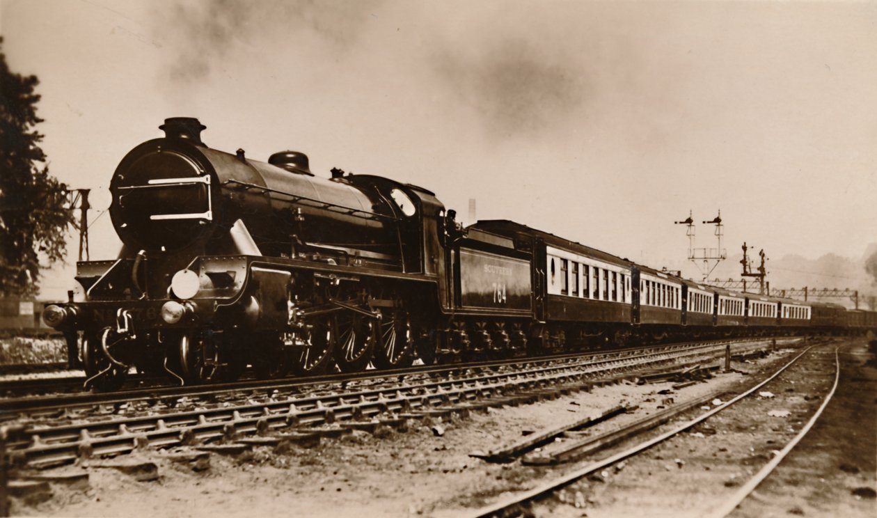 The S.R. Dover Boat Train, Hauled by Sir Gawain, a King Arthur Type Locomotive by Unbekannt