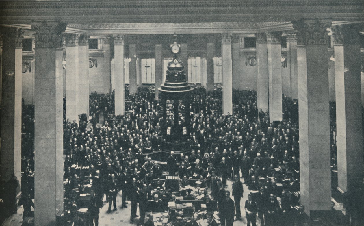 The Underwriting Room at Lloyds, with the Rostrum in the centre, 1936 by Unbekannt