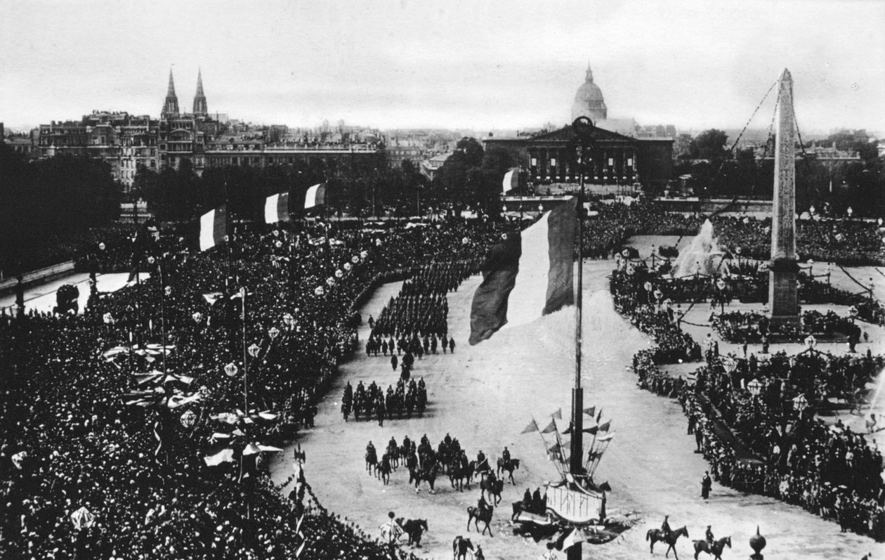 The great victory parade, Paris, France, 14 July 1919 by Unbekannt