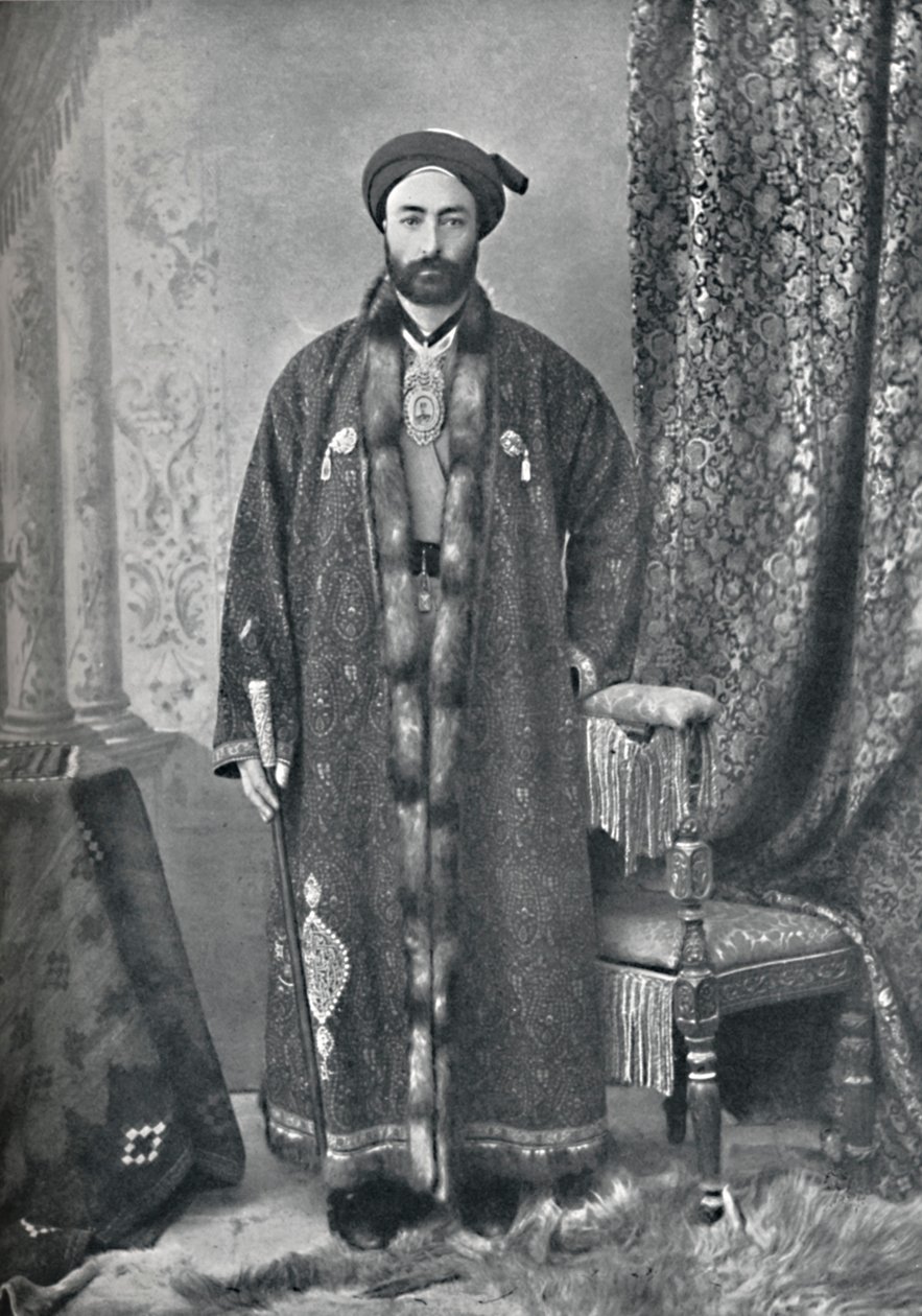 The officer in charge of the holy shrine at Mashhad, Persia, 1902 by Unbekannt