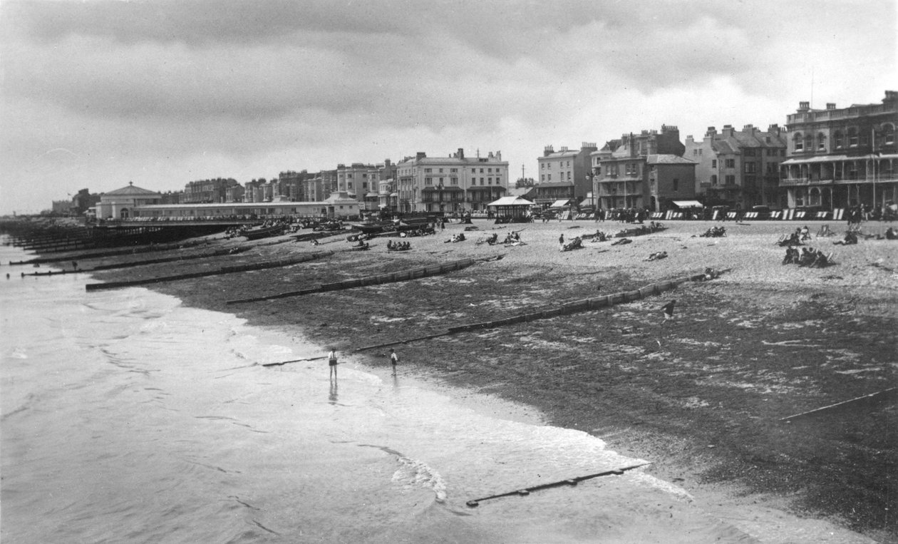 The west sea front, Worthing, West Sussex, c1900s-c1920s by Unbekannt