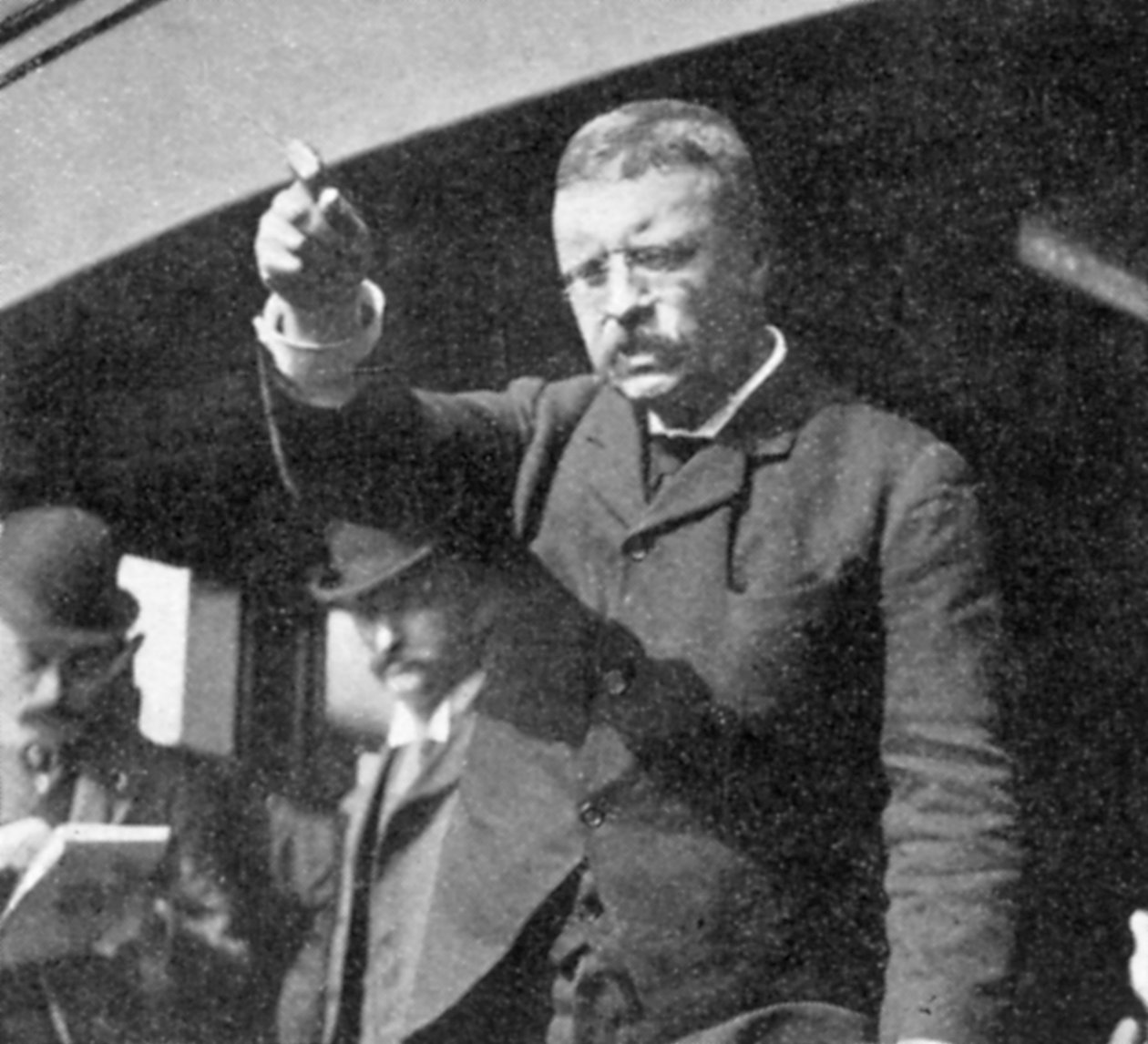Theodore Roosevelt addressing a meeting in New York State, 1901 by Unbekannt