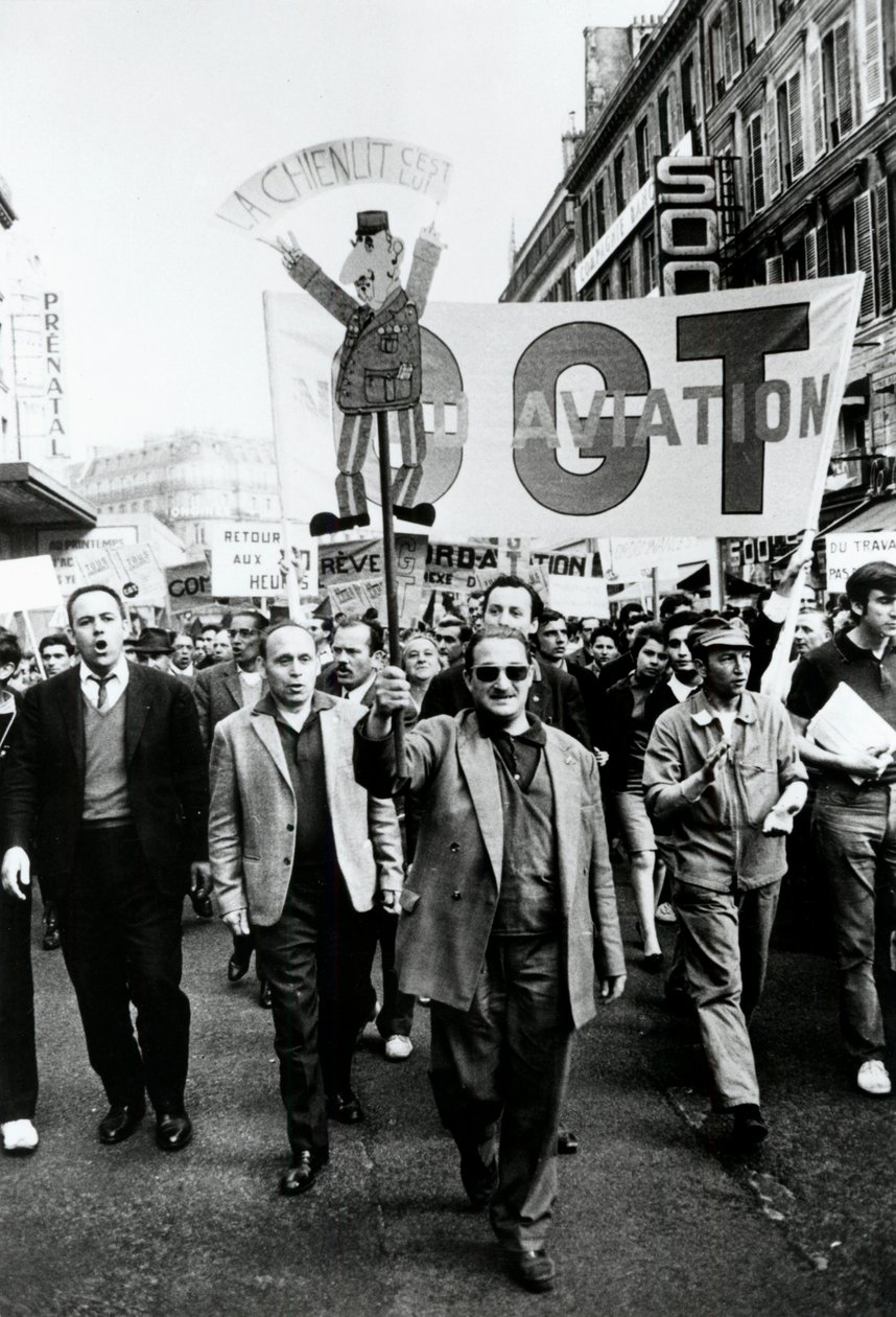 Trade union march, Paris, 1968 by Unbekannt