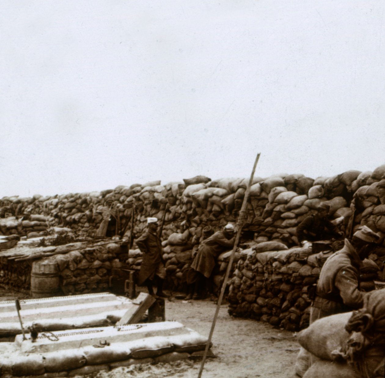 Trenches at Mamelon Vert, Nieuwpoort, Flanders, Belgium, c1914-c1918 by Unbekannt