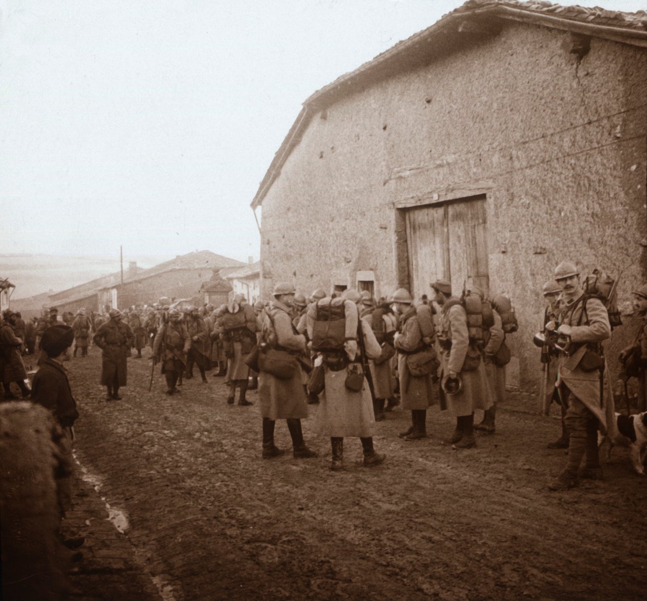 Troops with packs on backs, Somme, northern France by Unbekannt