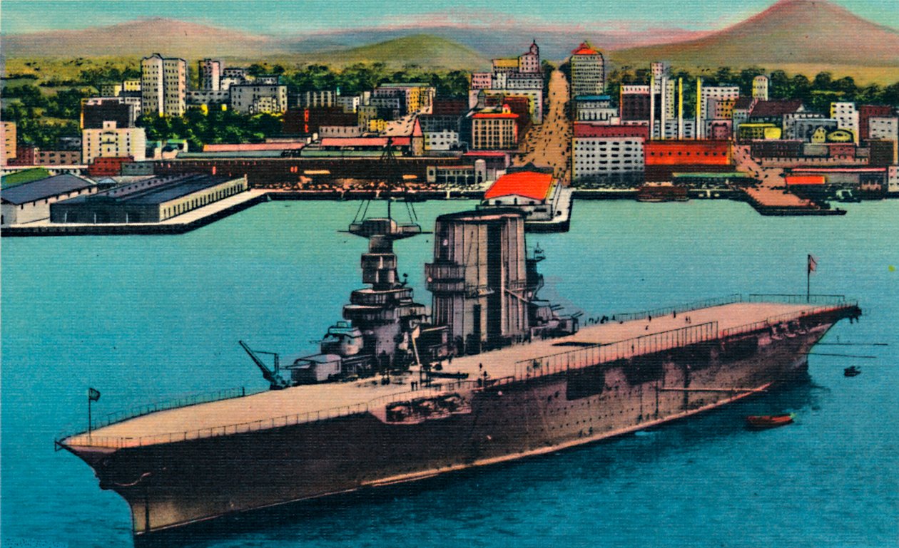 U.S. Navy Plane Carrier at Anchor at Foot of Broadway. San Diego, California by Unbekannt