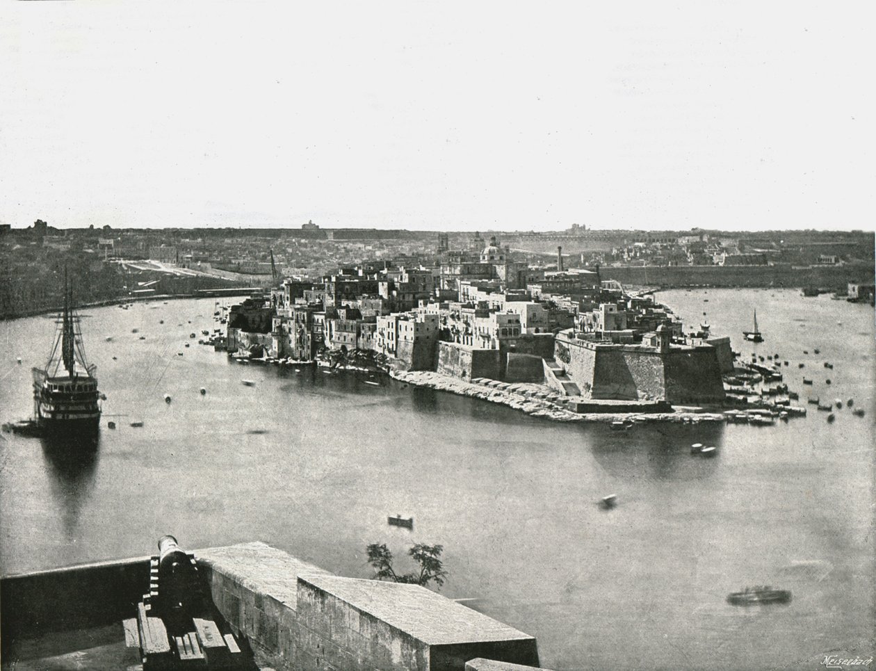 View of the Harbour, Valletta, Malta by Unbekannt