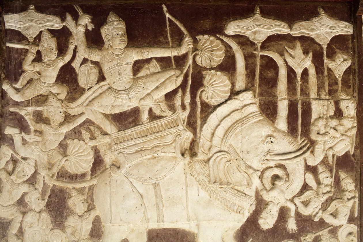 Wat Ounalom: Sculpture Depicting a Battle Scene from the Ramayana, Phnom Penh, Cambodia by Unbekannt