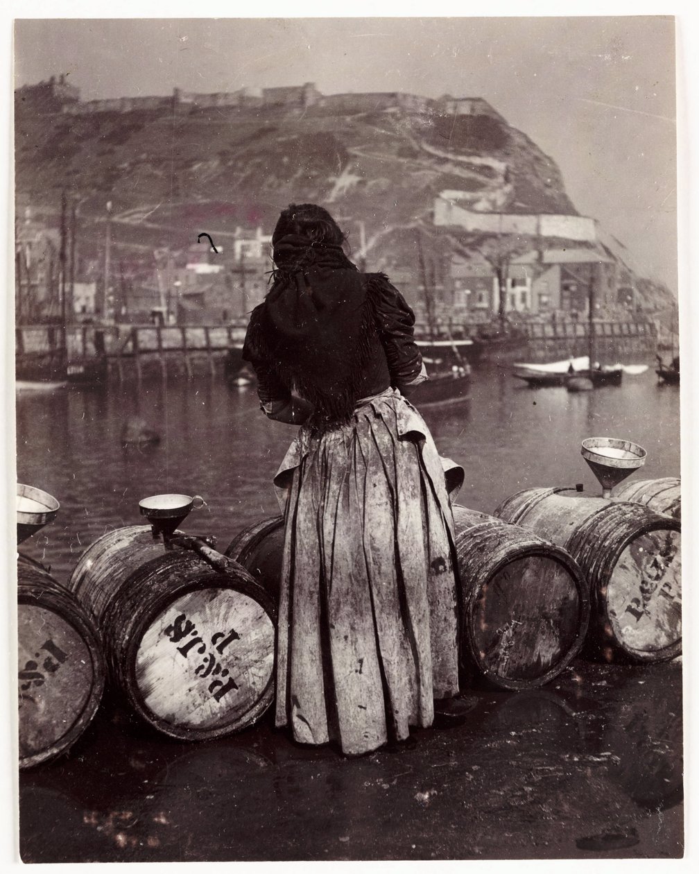 Woman and barrels, Whitby Harbour, c 1905 by Unbekannt