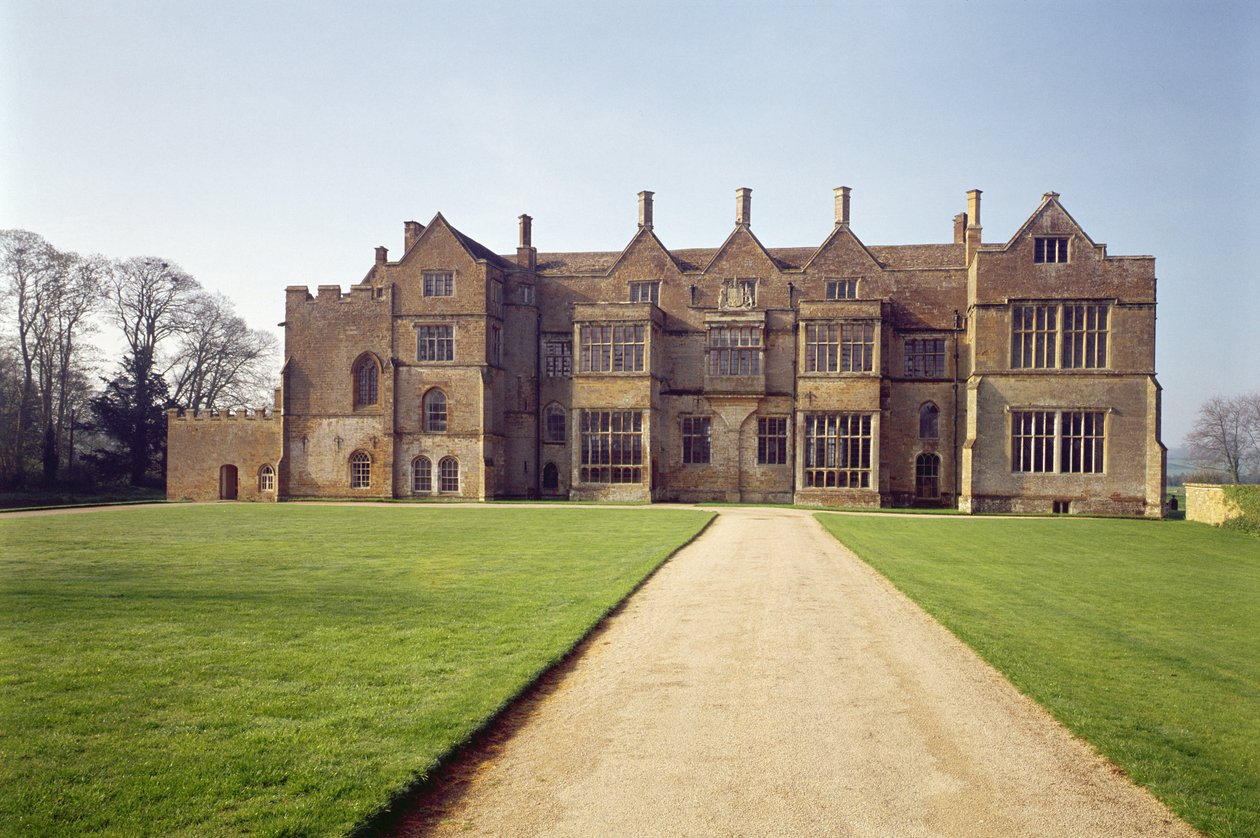 Exterior View of Broughton Castle, Oxfordshire by Unbekannt Unbekannt