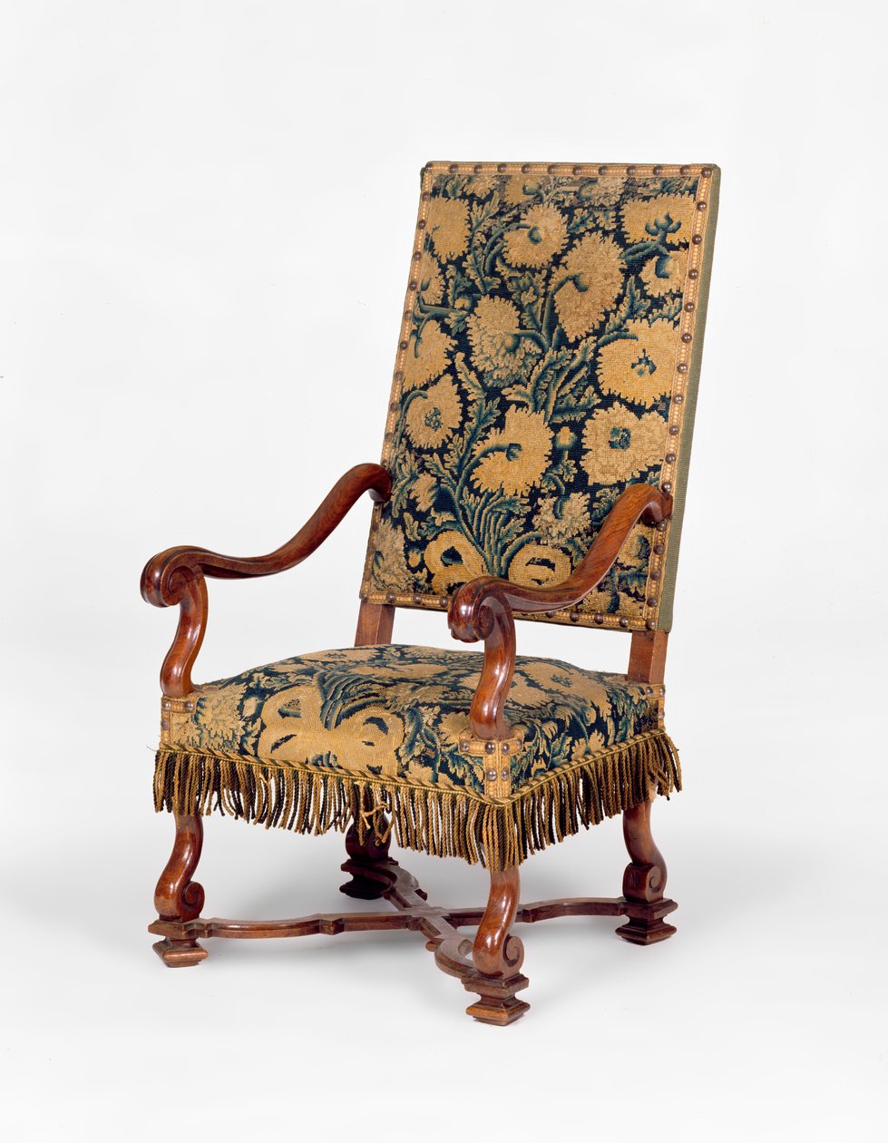 George II needlework covered sofa, c.1745. Serpentine back, curved arms covered in needlework with carved cabriole legs by Unbekannt Unbekannt