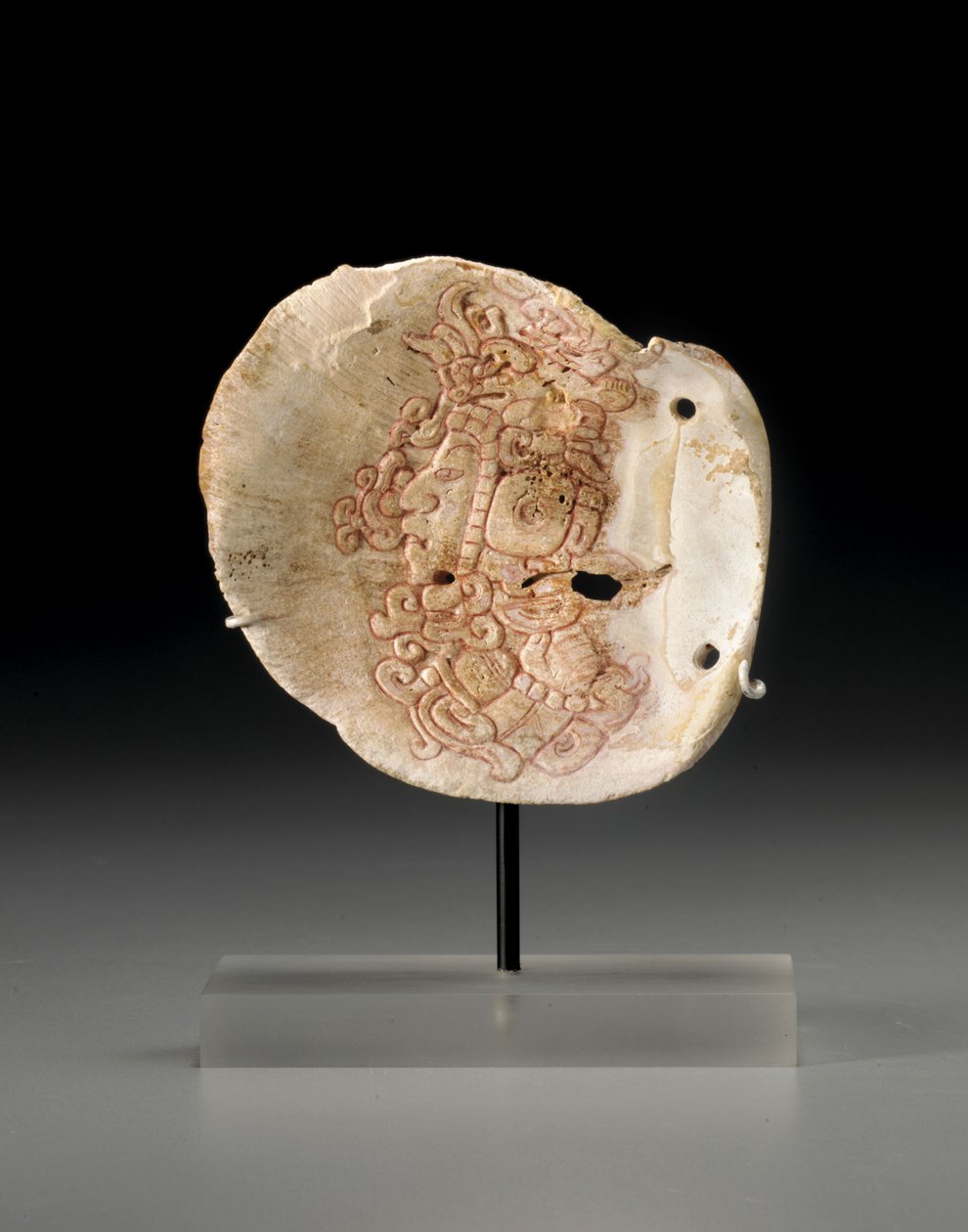 Mayan Shell Pectoral with the Profile Torso of a Dignitary by Unbekannt