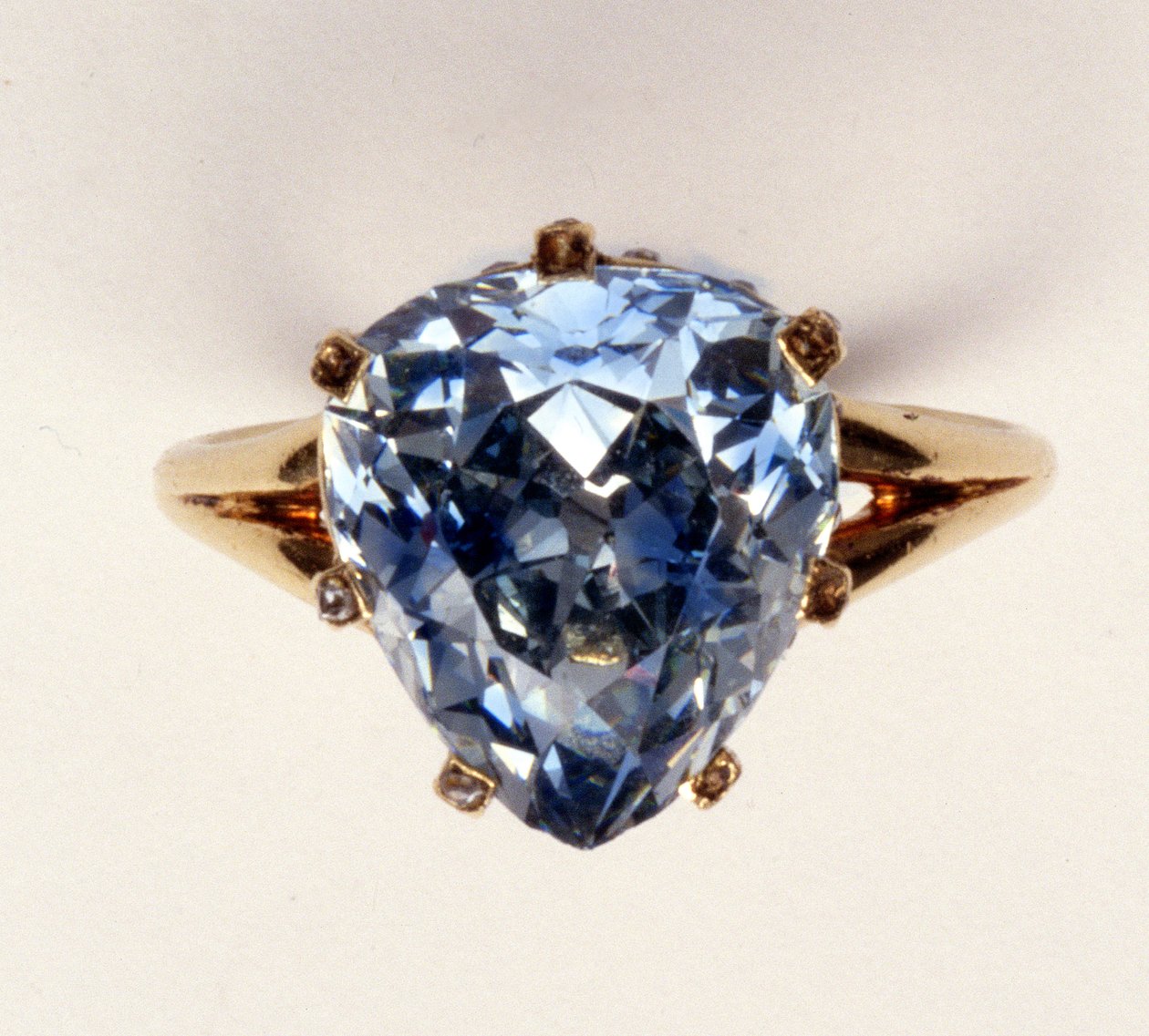 Antique Fancy-Cut Ring, the Blue-Grey Diamond Weighing 5.45 Carats, Once Owned by Marie-Antoinette by Unbekannt