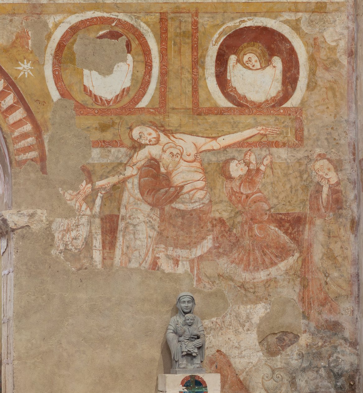Church (Église Saint-Martin). Interior. Wall paintings. West wall of the nave. (detail) Descent of the cross. 12th century. by Unbekannt