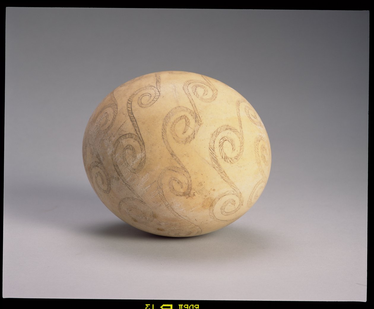 Decorated ostrich egg, Egyptian, c.2nd millennium BC by Unbekannt
