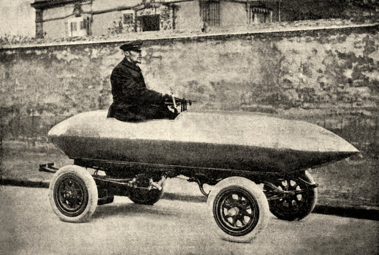 Electric racing car by Unbekannter Künstler