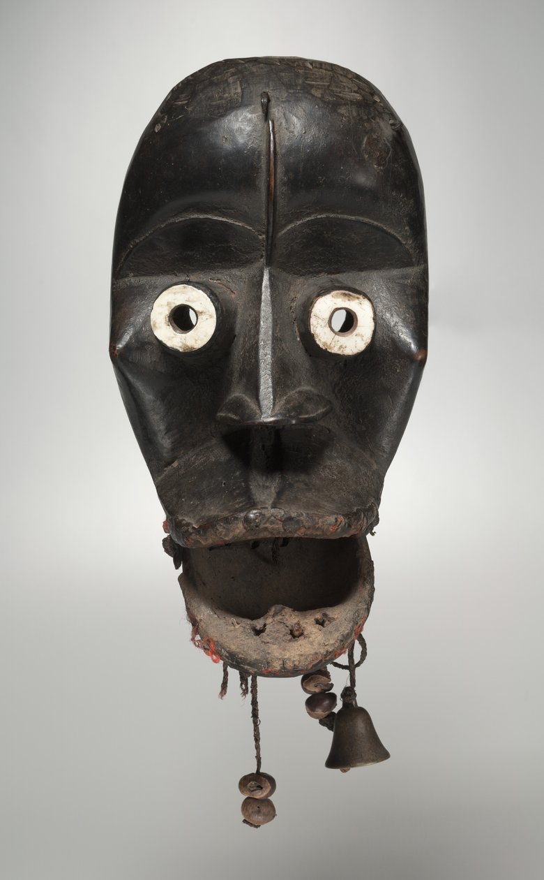 Face Mask, early 1900s by Unbekannt