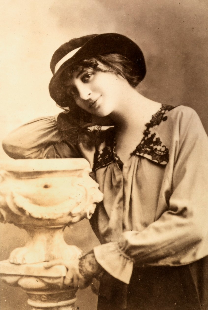 Half-length portrait of a young woman by Unbekannter Künstler