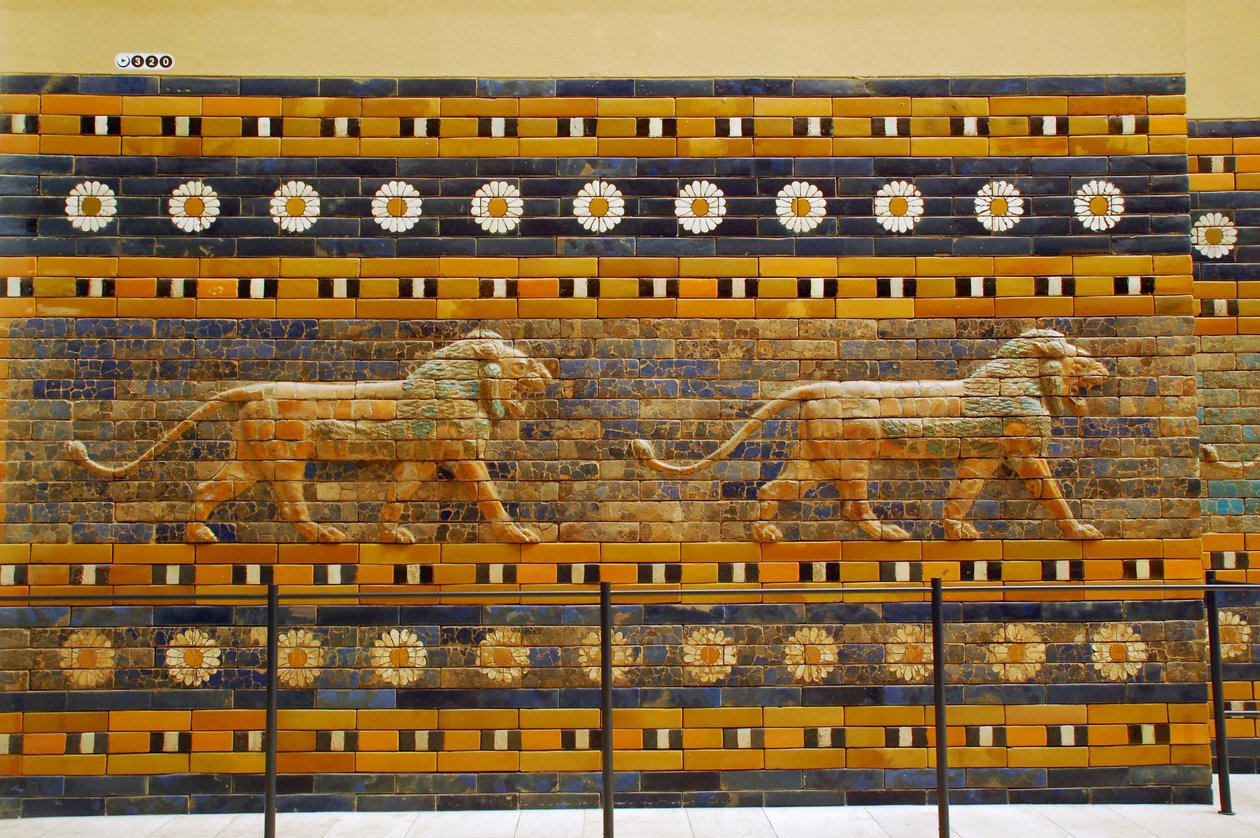 Ishtar Gate Originally Belonging to the Temple of Bel, Built in Babylon by King Nebuchadnezzar II - Ishtar Gate Processional Way, Pergamon Museum, Museum Island, Berlin, Germany by Unbekannter Künstler