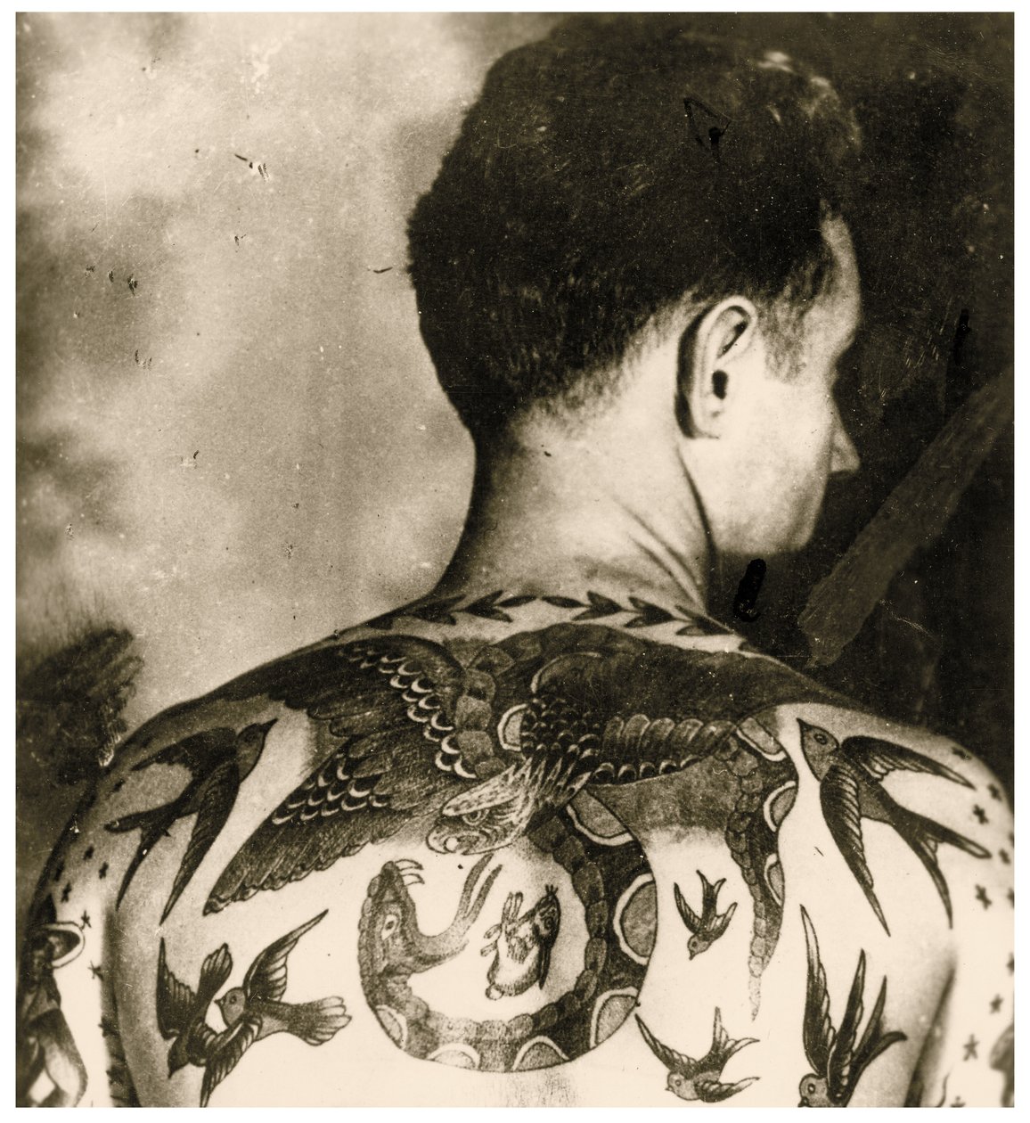 Portrait of Tom Stephen, tattooed by Bert Grimm, c.1942 by Unbekannter Künstler