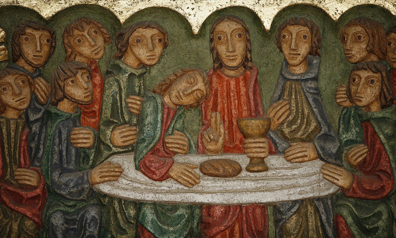 Saint-Samson Cathedral Main Altar Sculpture: The Last Supper (Claude Gruer 1980), Dol-de-Bretagne, France by Unbekannt