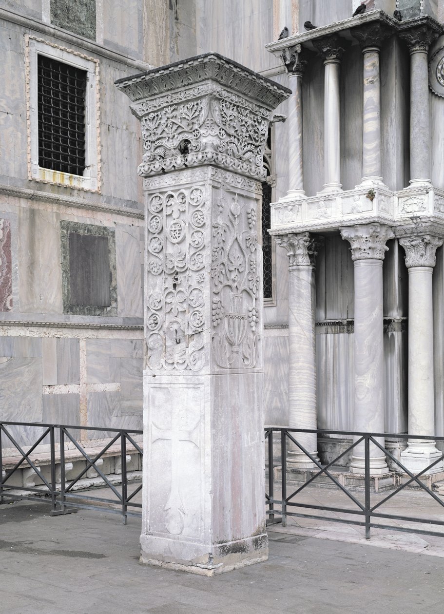 The Column of Acri, in the San Marco Piazzetta, Venice by Unbekannt