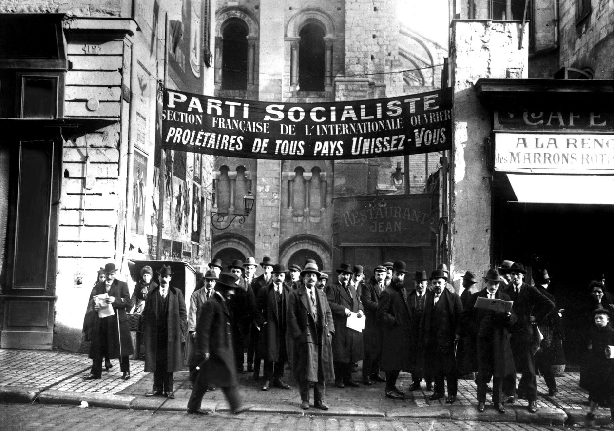 The Socialist Congress in Tours, France December 25-30 by Unbekannter Künstler