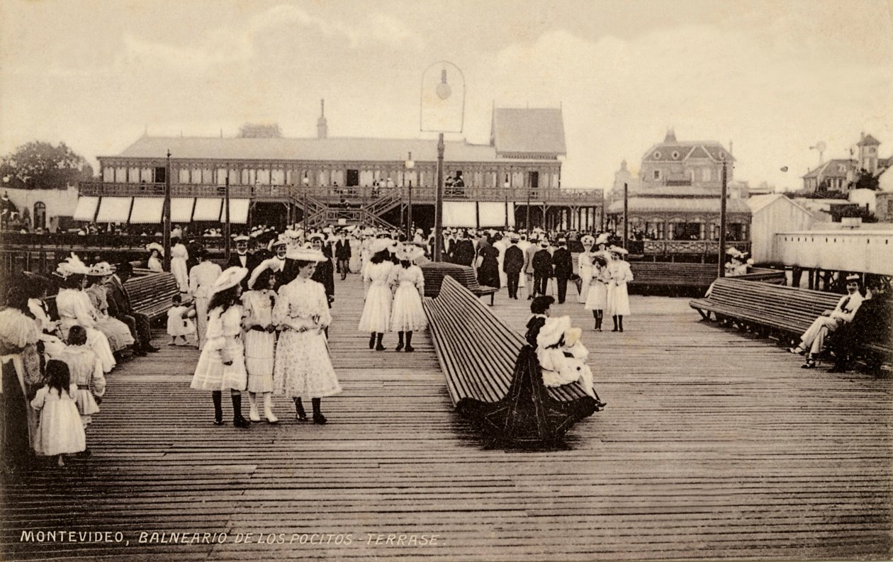 The Pier of Pocitos, Montevideo, Uruguay by Unbekannter Künstler