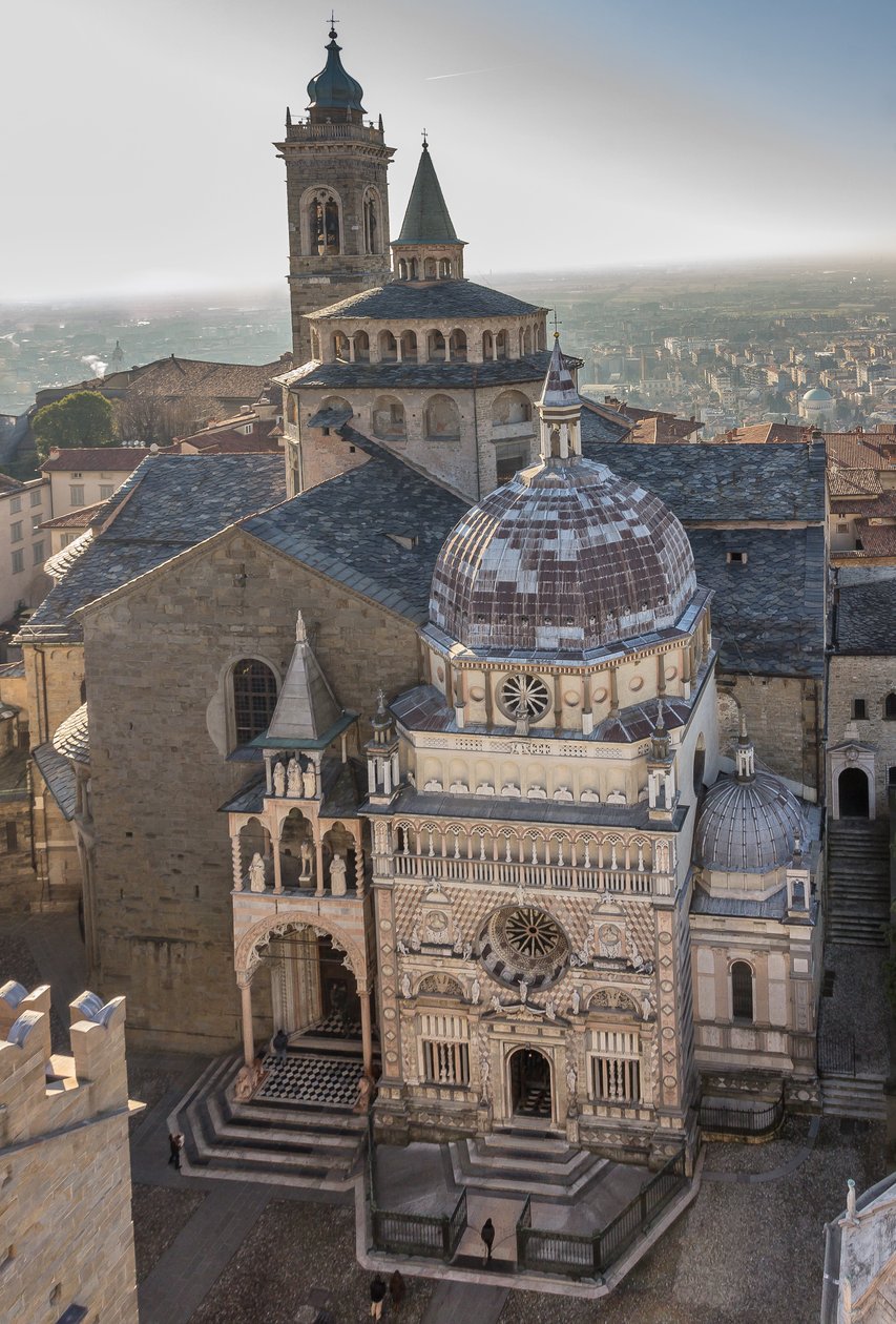 View of Piazza Duomo, Bergamo Alta, Italy by Unbekannter Künstler